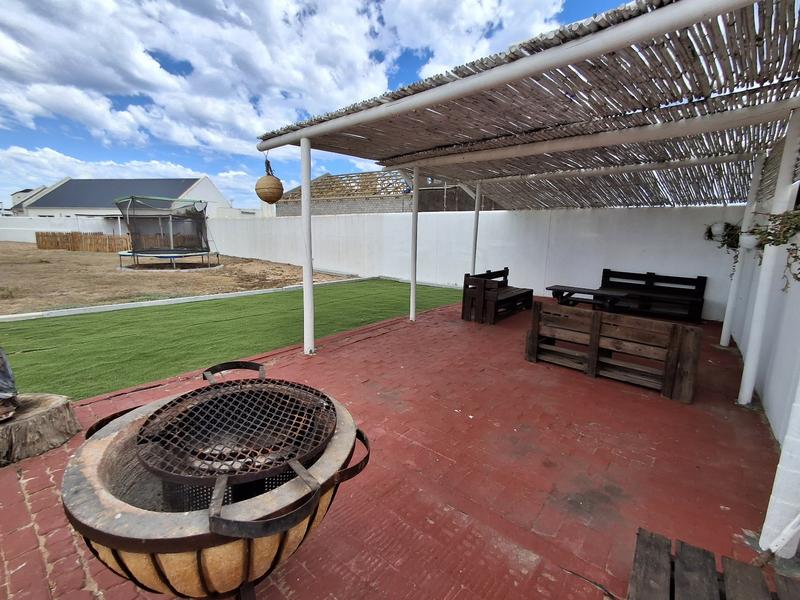 2 Bedroom Property for Sale in Duyker Eiland Western Cape